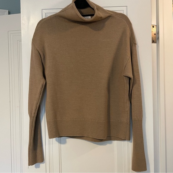 NWOT Wilfred Aritzia Cyprie Sweater - Picture 5 of 6